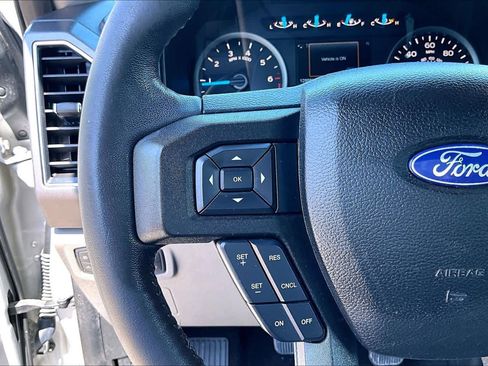 Used 2017 Ford F150 XLT w/ Equipment Group 301A Mid RWD image 24