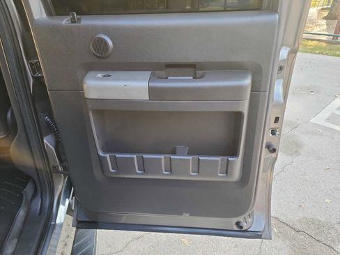 Used 2011 Ford F250 Lariat w/ Lariat Interior Pkg image 34