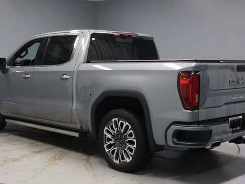 Used 2023 GMC Sierra 1500 Denali Ultimate AWD/4WD image 8