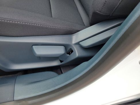 New 2026 Ford Maverick XL AWD/4WD image 8