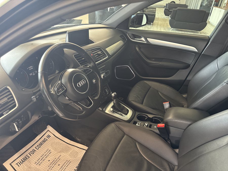 Used 2017 Audi Q3 2.0T Prestige w/ Prestige Package AWD/4WD image 12