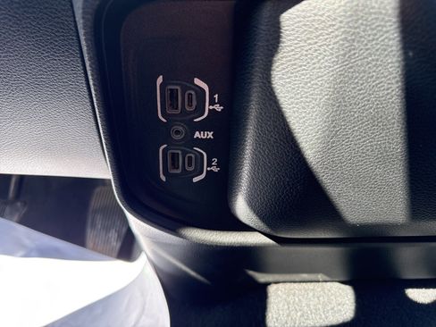 Used 2022 RAM 2500 Big Horn image 23