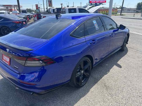 Used 2024 Honda Accord Sport image 5
