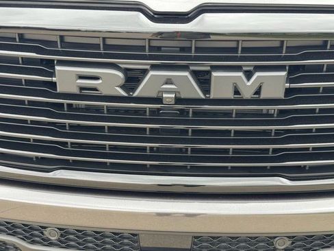 New 2026 RAM 1500 Laramie AWD/4WD image 40