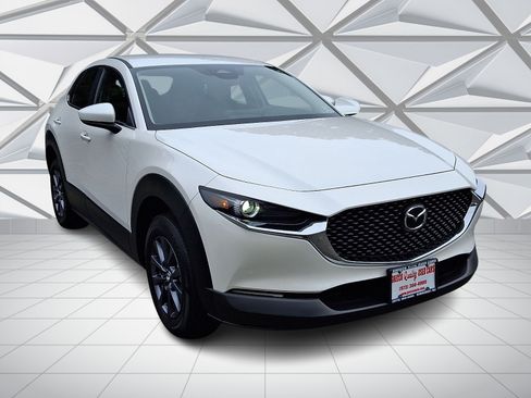 Used 2024 MAZDA CX-30 AWD 2.5 S image 2