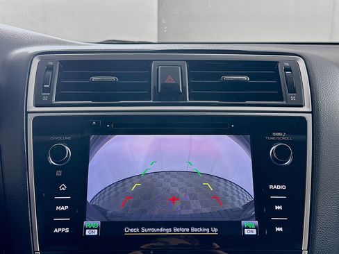 Used 2018 Subaru Outback 2.5i Limited image 23