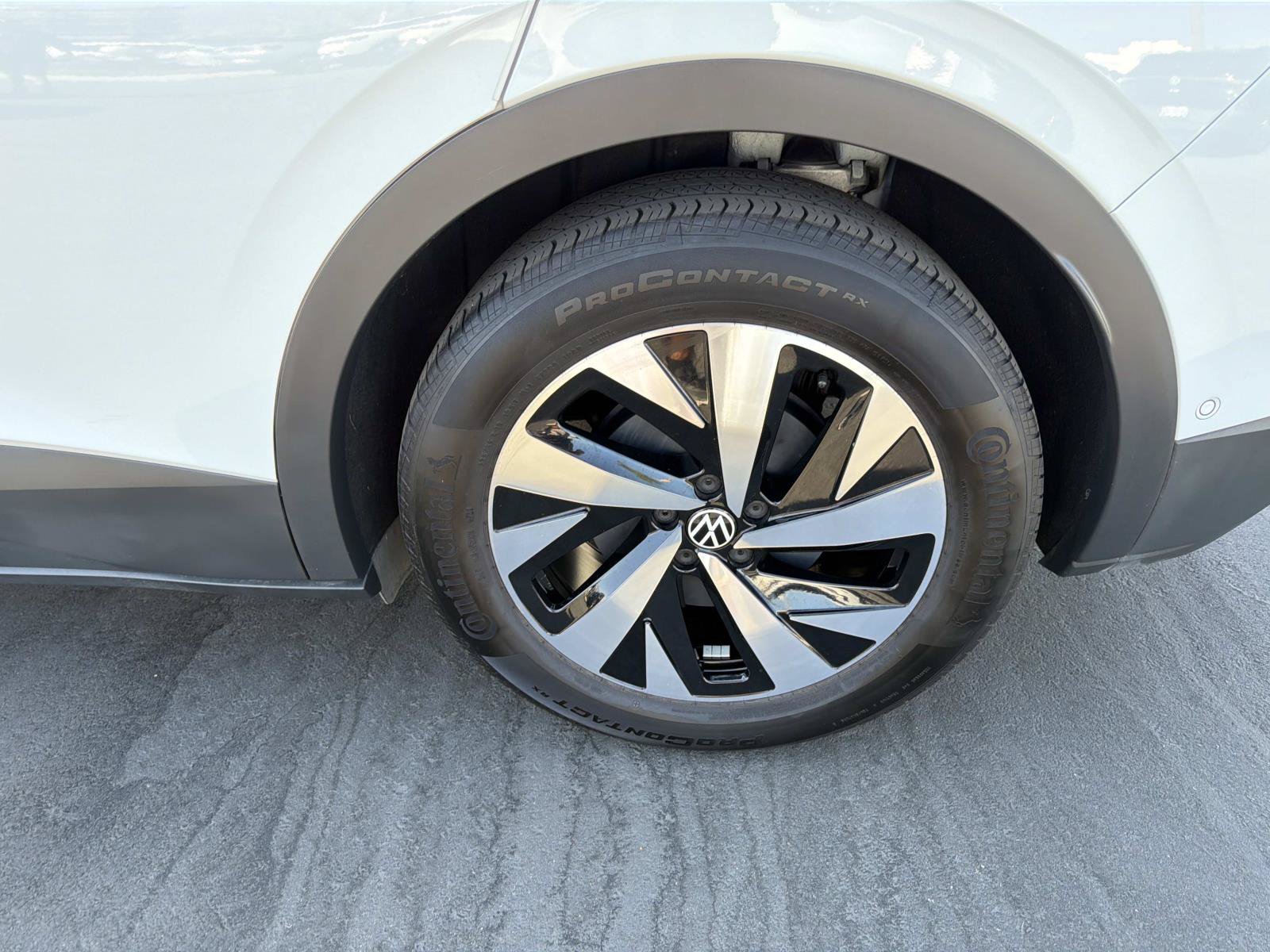 Certified 2024 Volkswagen ID.4 2WD image 6