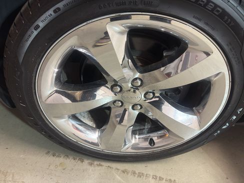 Used 2013 Dodge Challenger R/T Plus RWD image 28