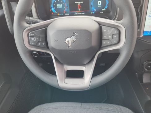 New 2025 Ford Bronco Base image 26