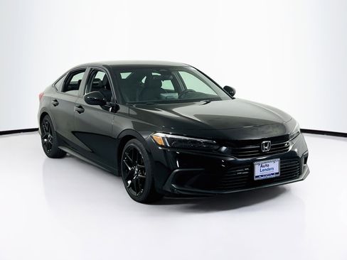 Used 2023 Honda Civic Sport image 3