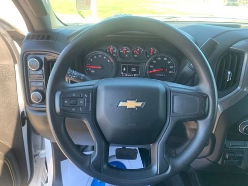 Used 2024 Chevrolet Silverado 2500 W/T image 15