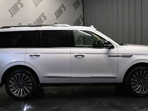 Used 2019 Lincoln Navigator Reserve w/ Cargo Package AWD/4WD image 4