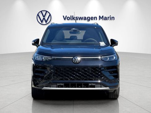 New 2026 Volkswagen Tiguan SEL R-Line AWD/4WD image 8