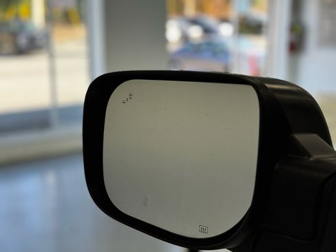 Used 2024 Nissan Titan SV w/ Accessory Utility Package image 12