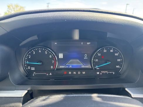 Used 2021 Ford Explorer XLT w/ Equipment Group 202A AWD/4WD image 21