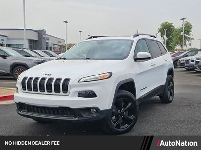 Used 2016 Jeep Cherokee Latitude w/ Comfort/Convenience Group
