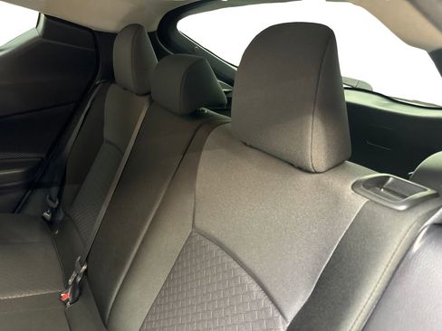 Used 2021 Toyota C-HR LE FWD image 34