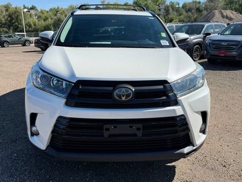 Used 2018 Toyota Highlander SE AWD/4WD image 8