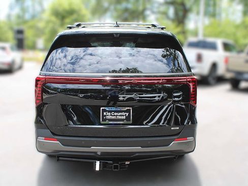 New 2025 Kia Carnival SX Prestige image 11