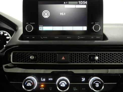 Used 2025 Honda Civic Sport image 20