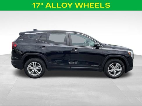 Used 2023 GMC Terrain SLE AWD/4WD image 4