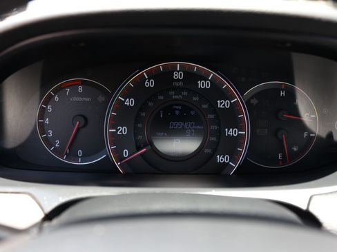 Used 2017 Honda Accord Sport image 31