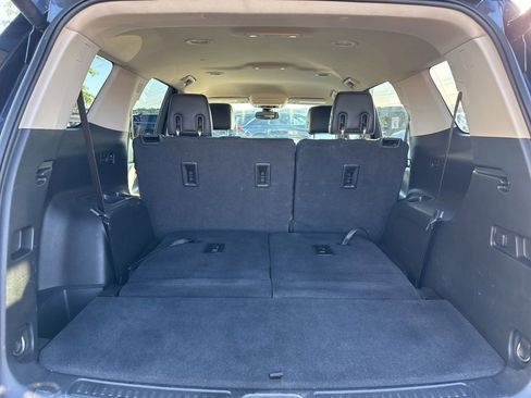 Used 2017 GMC Acadia Denali FWD image 28