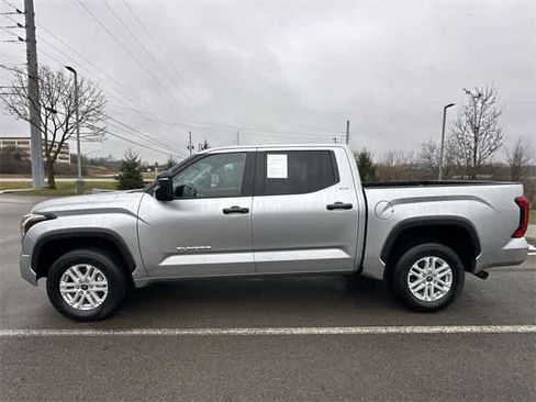 Used 2022 Toyota Tundra SR5 image 2