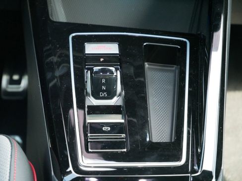 New 2025 Volkswagen GTI Autobahn image 10