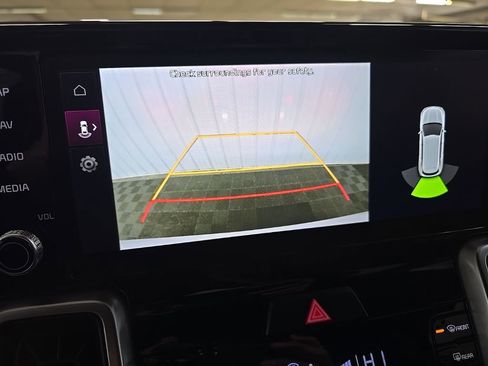 Used 2023 Kia Sorento X-Line EX image 24