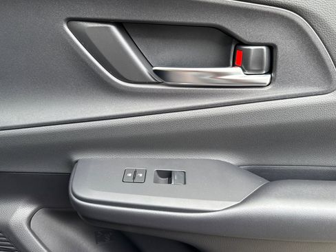 New 2026 Toyota Prius Plug-In Hybrid FWD image 18