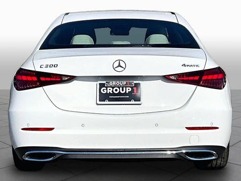 Used 2025 Mercedes-Benz C 300 4MATIC Sedan image 5
