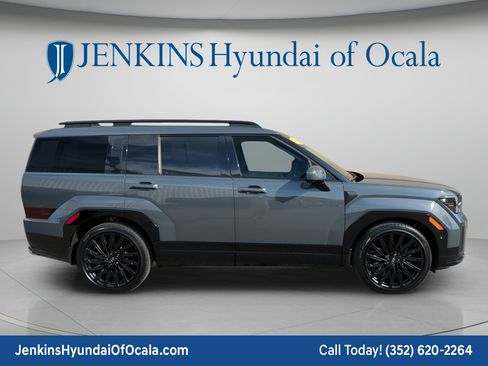 Certified 2025 Hyundai Santa Fe Calligraphy FWD image 2