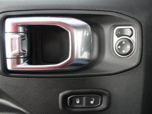 New 2026 Jeep Wrangler Unlimited Rubicon image 14