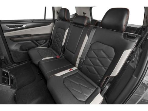 New 2026 Volkswagen Atlas Peak Edition AWD/4WD image 10