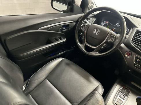 Used 2023 Honda Ridgeline RTL-E image 12