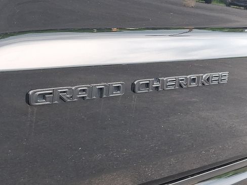 Used 2021 Jeep Grand Cherokee Limited X AWD/4WD image 30