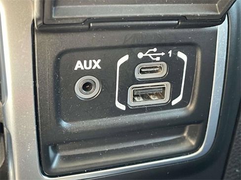 Used 2019 Jeep Wrangler Unlimited Sport S image 21