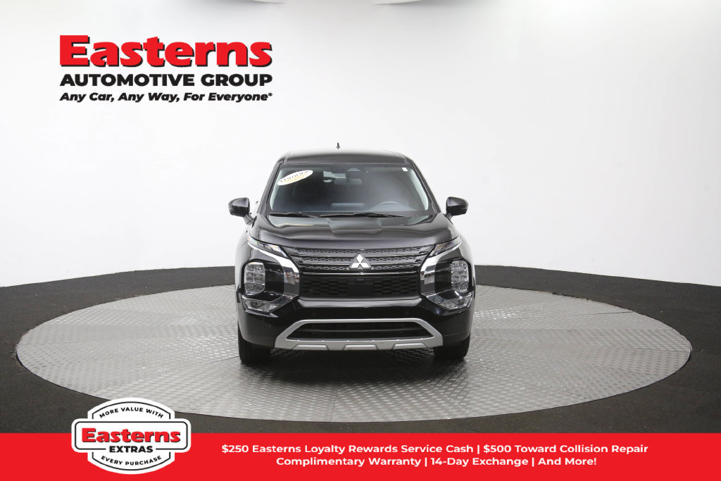 Used 2024 Mitsubishi Outlander SE FWD image 52