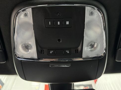 Used 2023 Dodge Charger SRT Hellcat w/ Harman/Kardon Audio Group RWD image 17