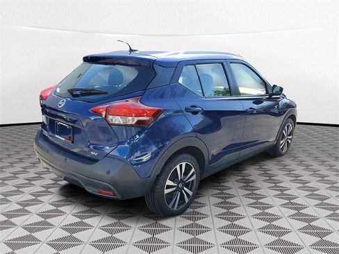 Used 2020 Nissan Kicks SV image 6