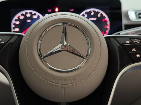 Used 2024 Mercedes-Benz Maybach S 680 4MATIC image 29