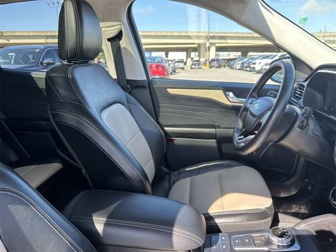 Used 2022 Ford Escape Titanium w/ Titanium Elite Package image 27