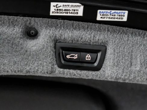 Used 2014 BMW 750i RWD image 59