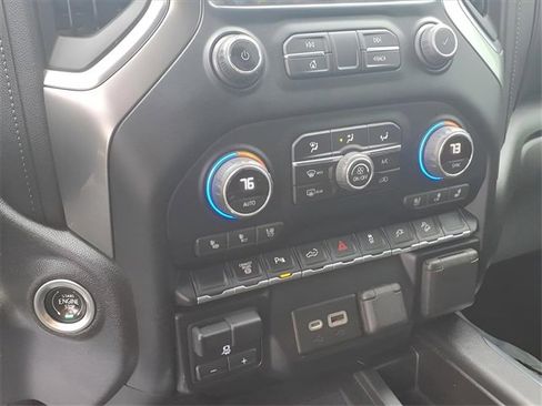 Used 2022 Chevrolet Silverado 3500 LTZ image 12