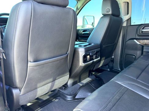 Used 2021 GMC Sierra 3500 Denali w/ Denali Ultimate Package image 21