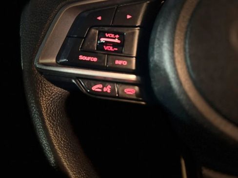 Used 2018 Subaru Impreza 2.0i image 32