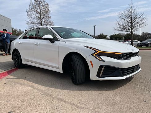 Used 2025 Kia K5 LXS image 4