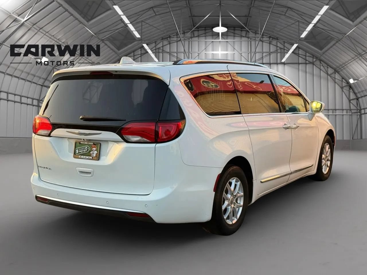 Used 2020 Chrysler Pacifica Touring-L FWD image 4