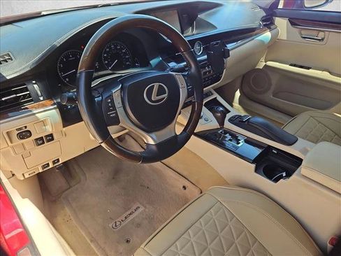 Used 2013 Lexus ES 350 w/ Luxury Pkg FWD image 12